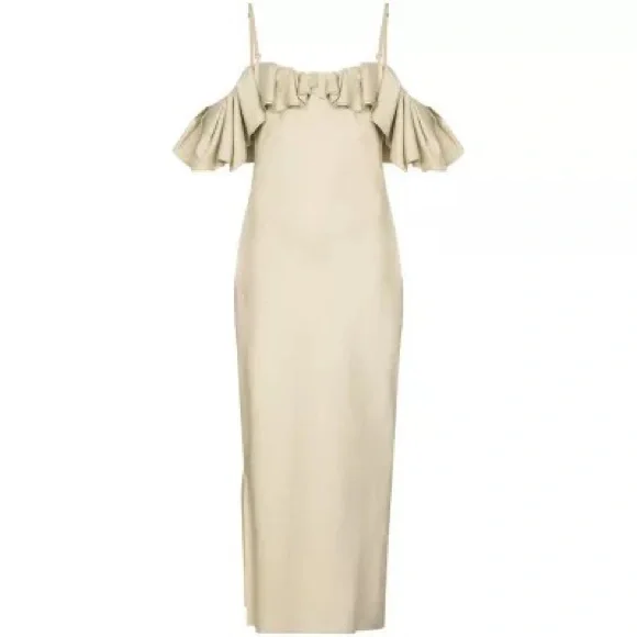 HP🥳New with tags Jacquemus dress